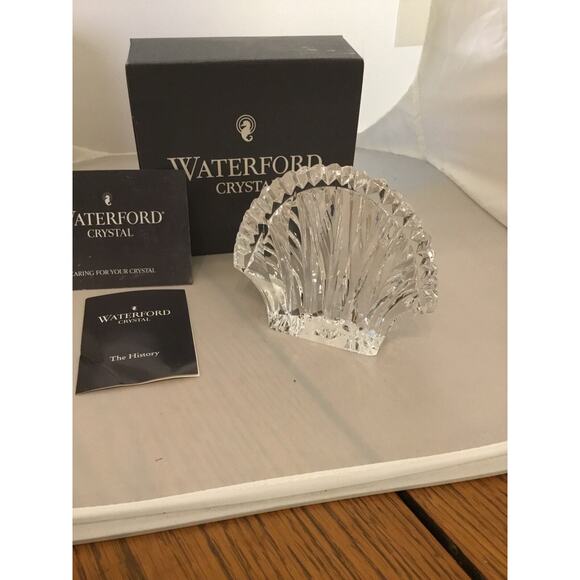 Waterford Crystal Scallop Shell Paperweight/Figurine/Statue 4” tall NEW w/BOX - Picture 3 of 6